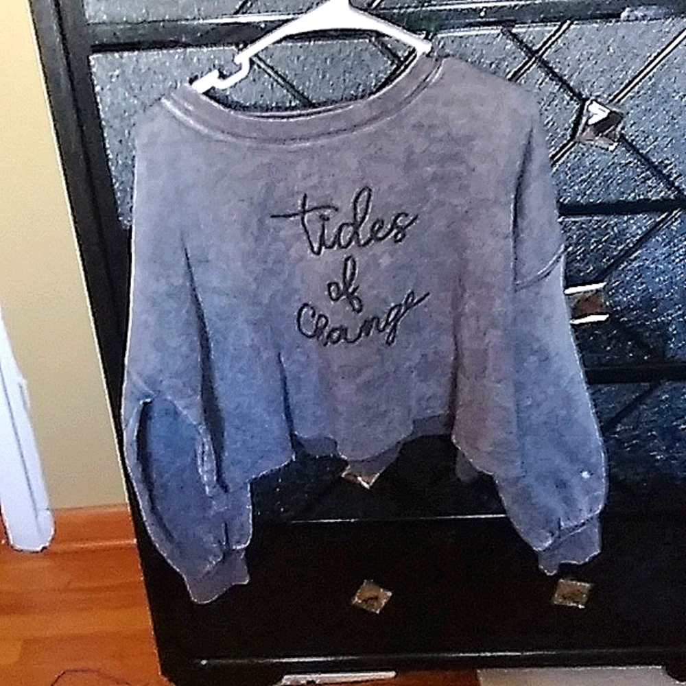 Crop sweatshirt